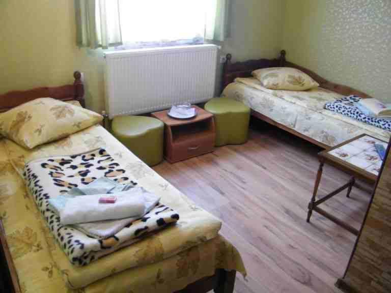 Pensiunea Macinic Hostel Алба Юлия Екстериор снимка